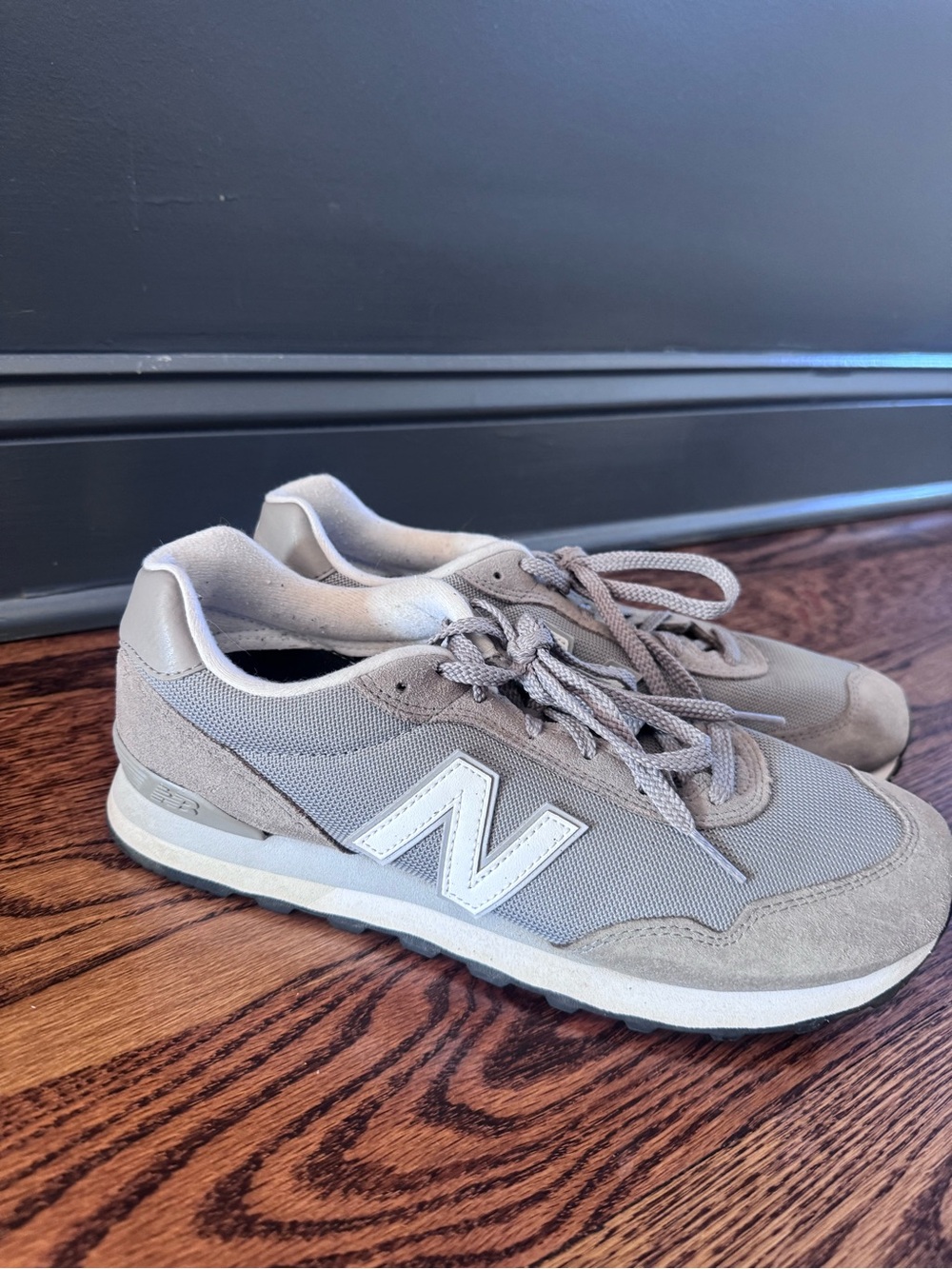 New Balance 515 Men’s Sneakers Classic gray tennis shoes Size 9.5 preppy shoe